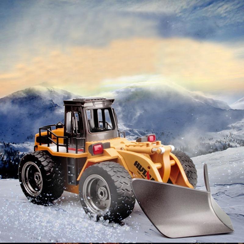 HuiNa 1586 Remote control Snow Plow