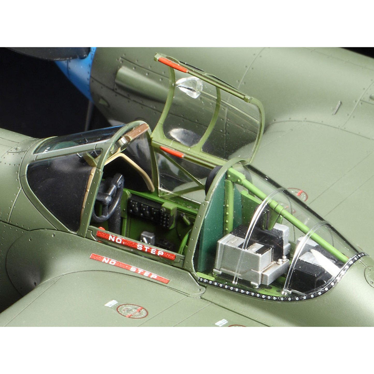 
                  
                    TAMIYA 1/48 SCALE LOCKHEED® P-38®F/G LIGHTNING® SELF BUILD KIT
                  
                