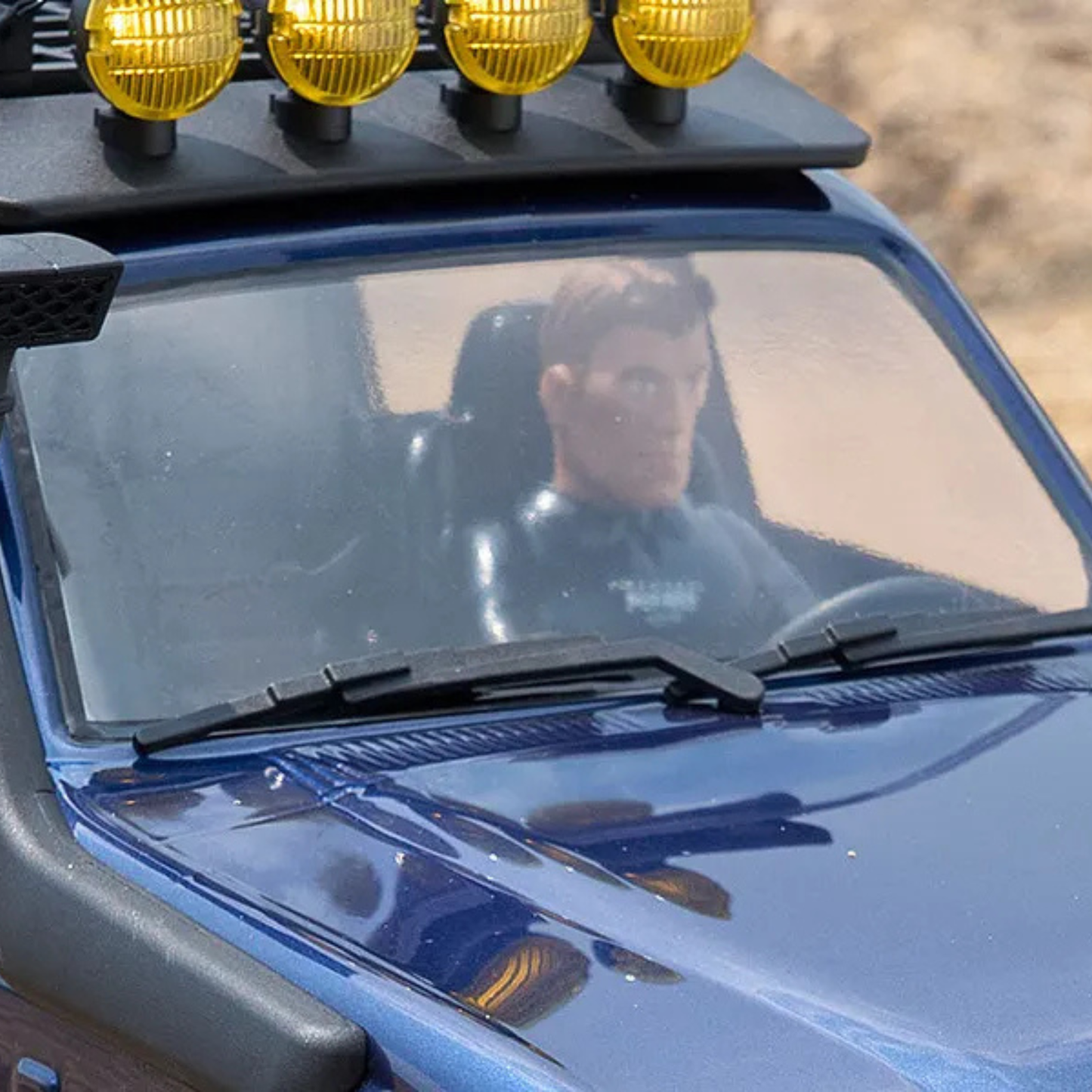 
                  
                    FMS 1:10 FCX10 PRO Brushless Toyota Land Cruiser LC80 RS V2
                  
                