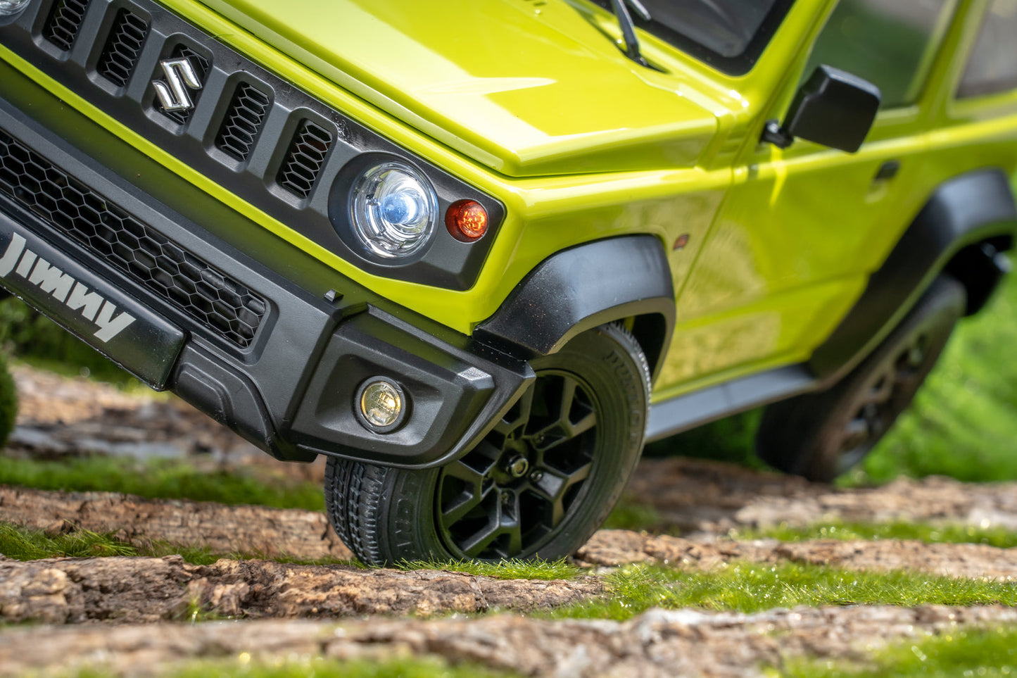 
                  
                    FMS 1/12 Suzuki Jimny 4WD Crawler RTR
                  
                