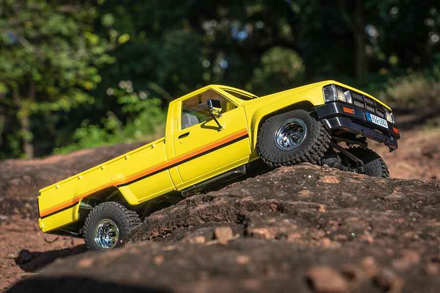 
                  
                    FMS 1:18 TOYOTA HILUX PICKUP TRUCK
                  
                