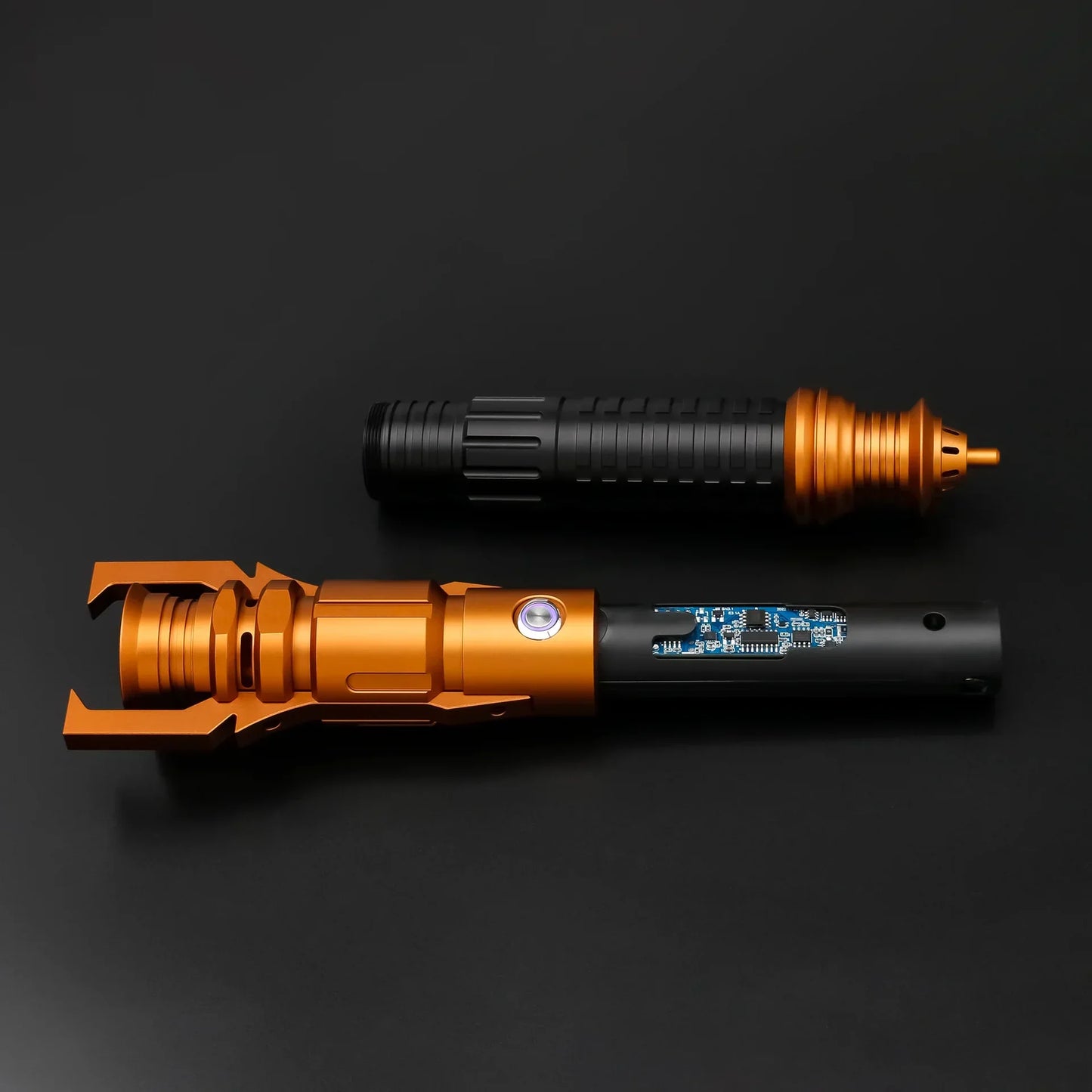 
                  
                    Taron – Elite Dueling saber
                  
                