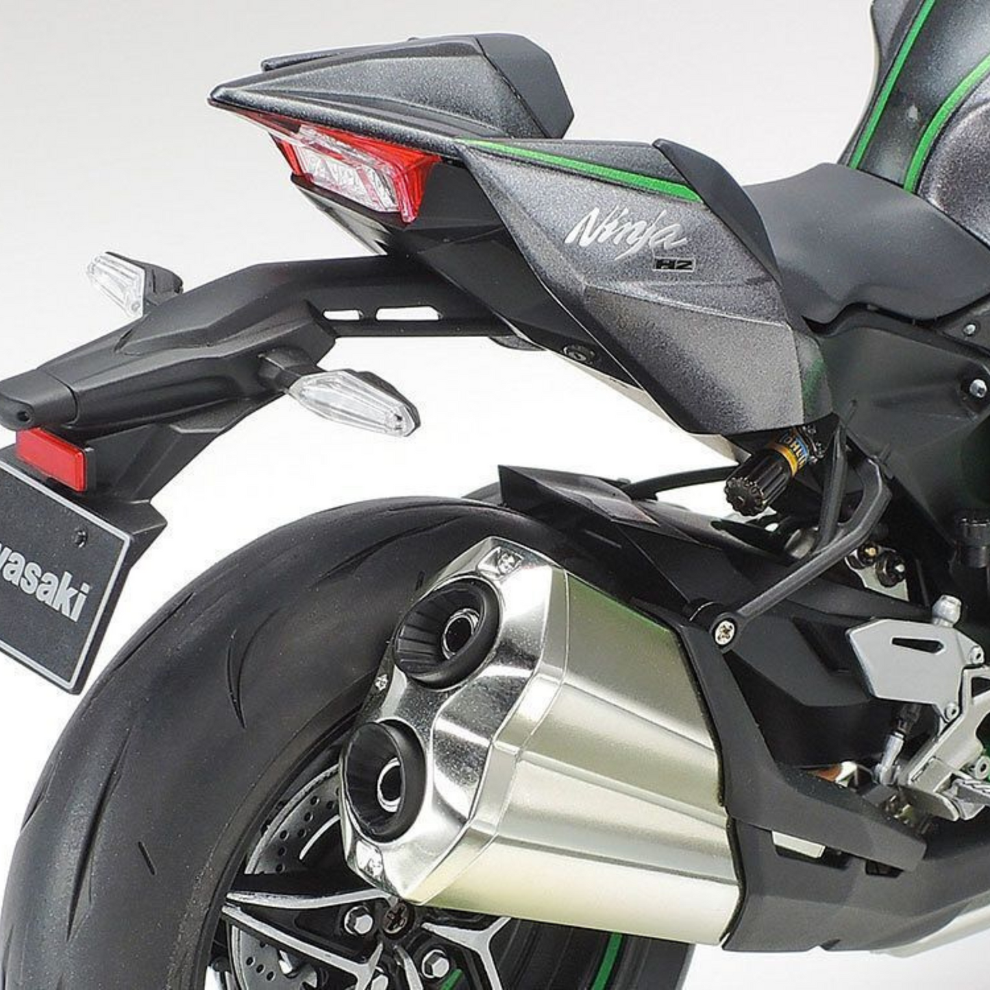 
                  
                    TAMIYA KAWASAKI NINJA H2 CARBON 1/12 SELF BUILD KIT
                  
                