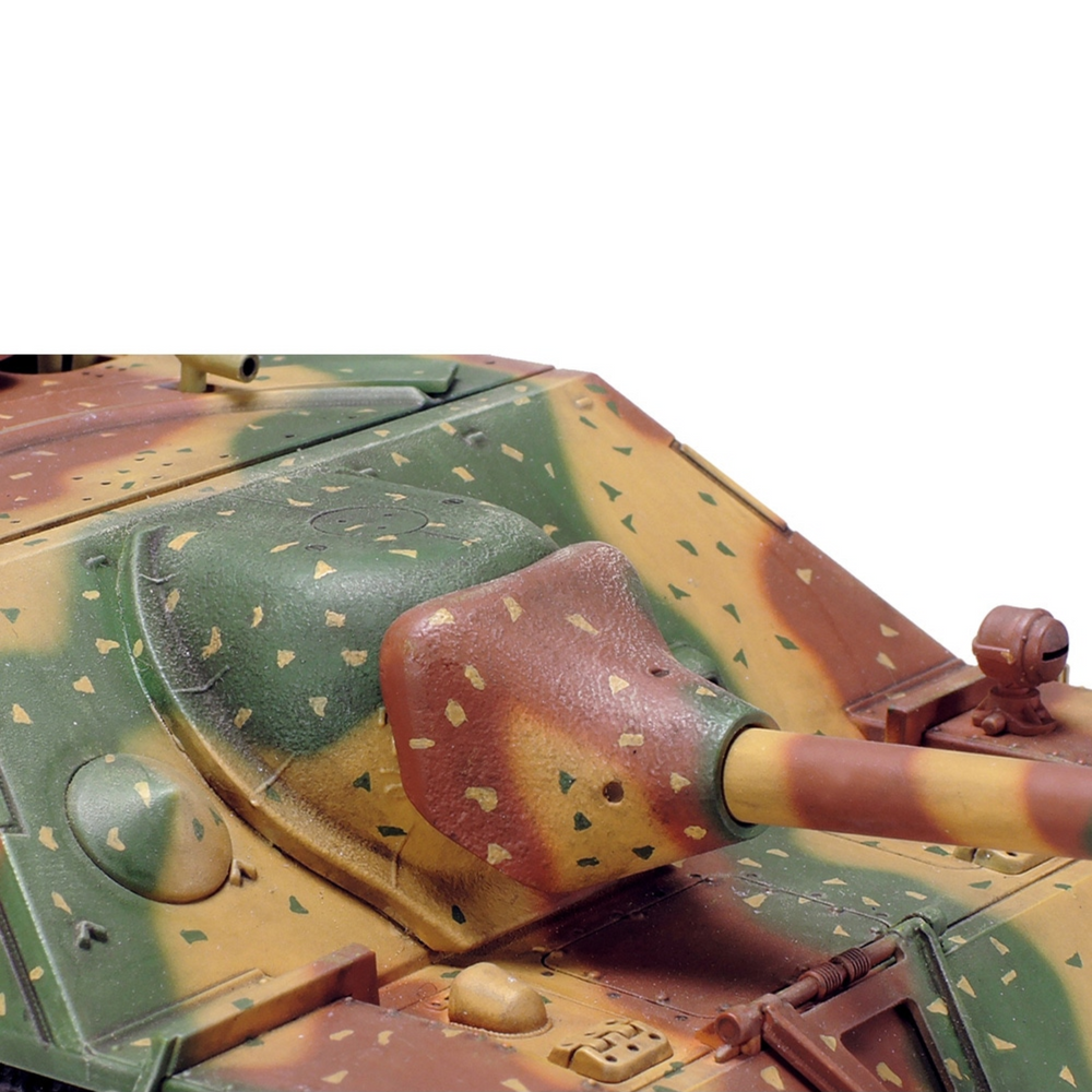 
                  
                    TAMIYA 1/35 JAGDPANZER IV LANG SELF BUILD KIT
                  
                